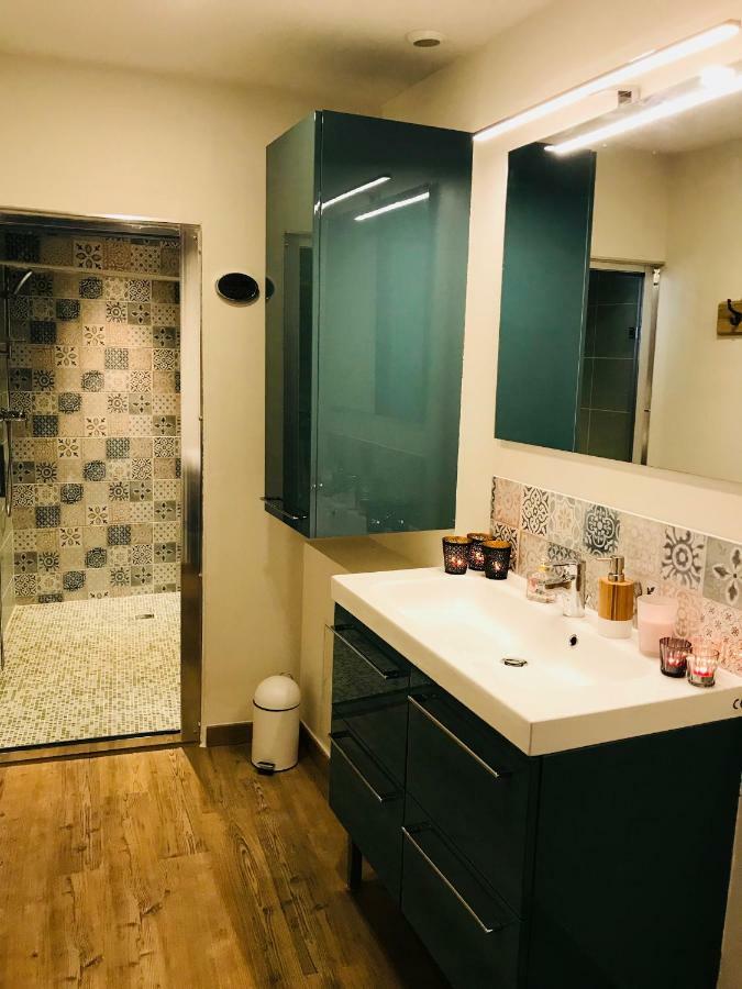 Appart Loft Hammam Privatif Nîmes Exterior photo